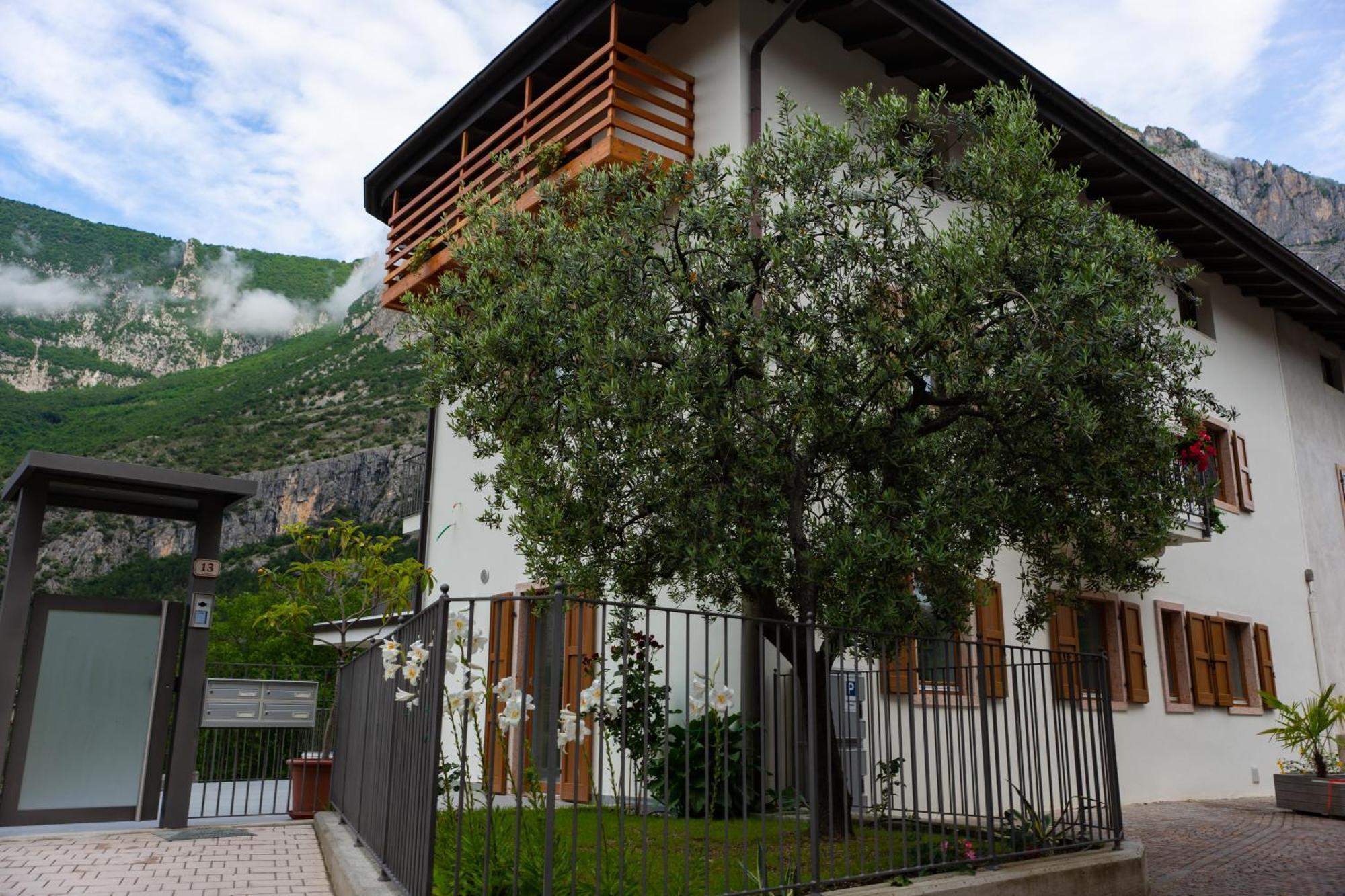 Casa Vacanza Torre Pietramurata Buitenkant foto